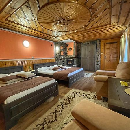 Guest Rooms Colorit Kopriwsztica Zewnętrze zdjęcie
